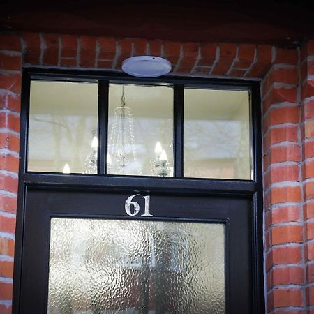 Belfast Serviced Apartments - Eglantine ภายนอก รูปภาพ