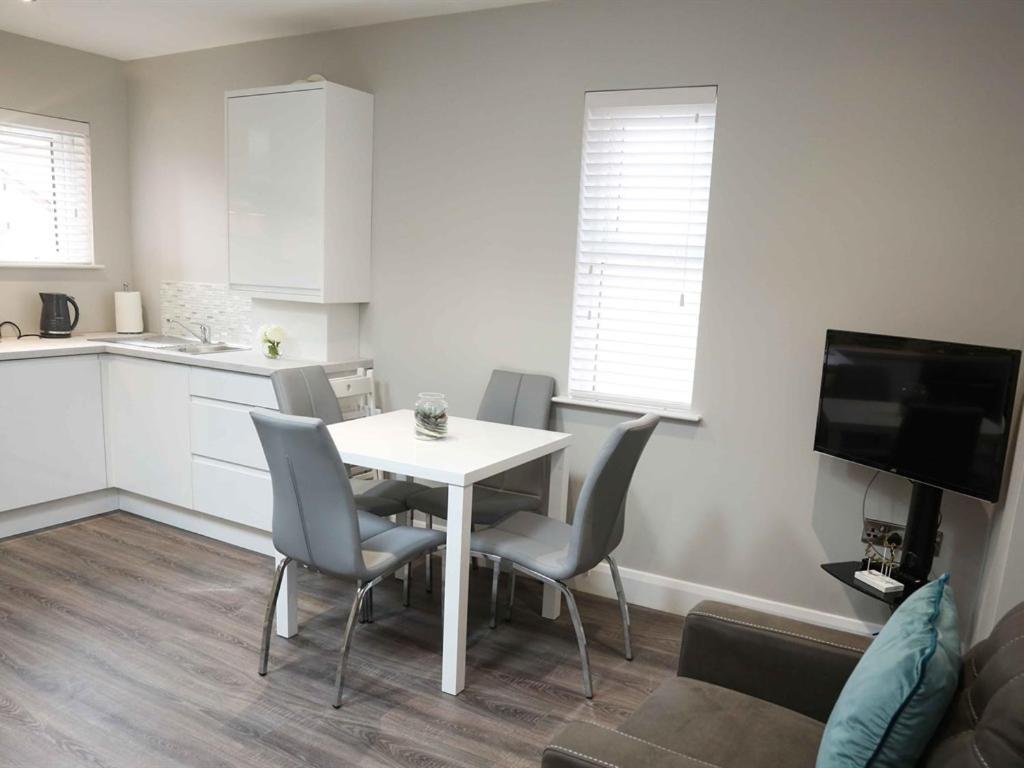 Belfast Serviced Apartments - Eglantine ภายนอก รูปภาพ
