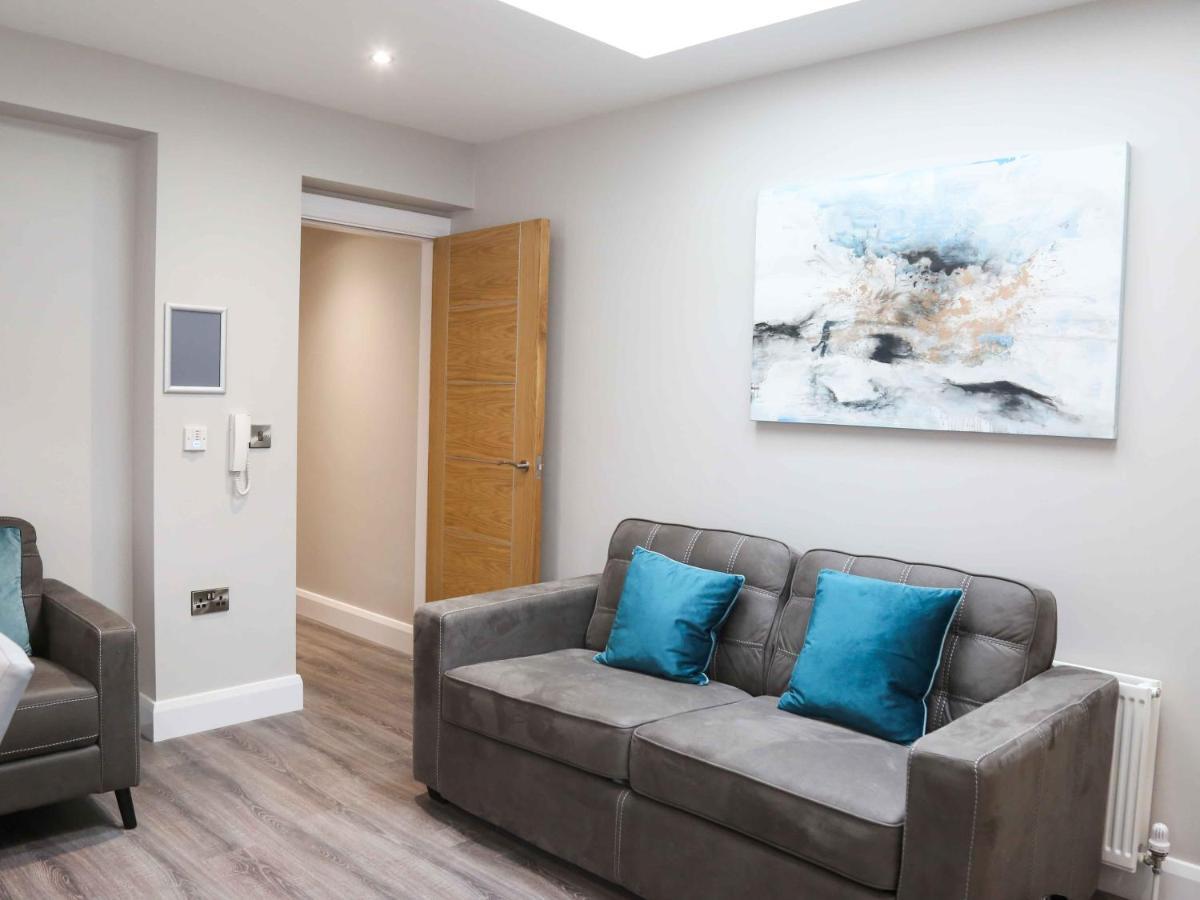 Belfast Serviced Apartments - Eglantine ภายนอก รูปภาพ