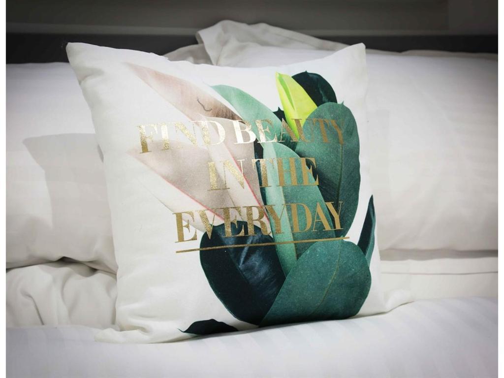 Belfast Serviced Apartments - Eglantine ภายนอก รูปภาพ