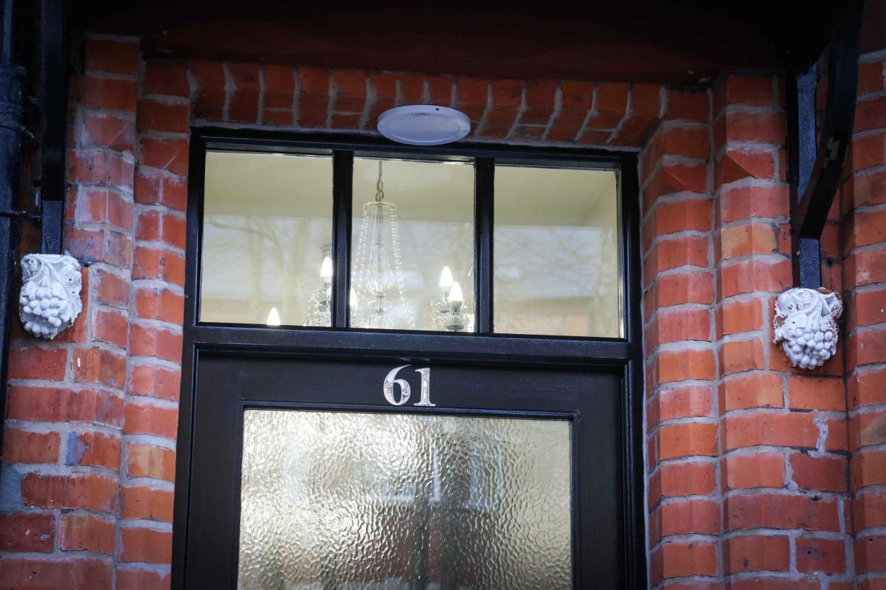 Belfast Serviced Apartments - Eglantine ภายนอก รูปภาพ