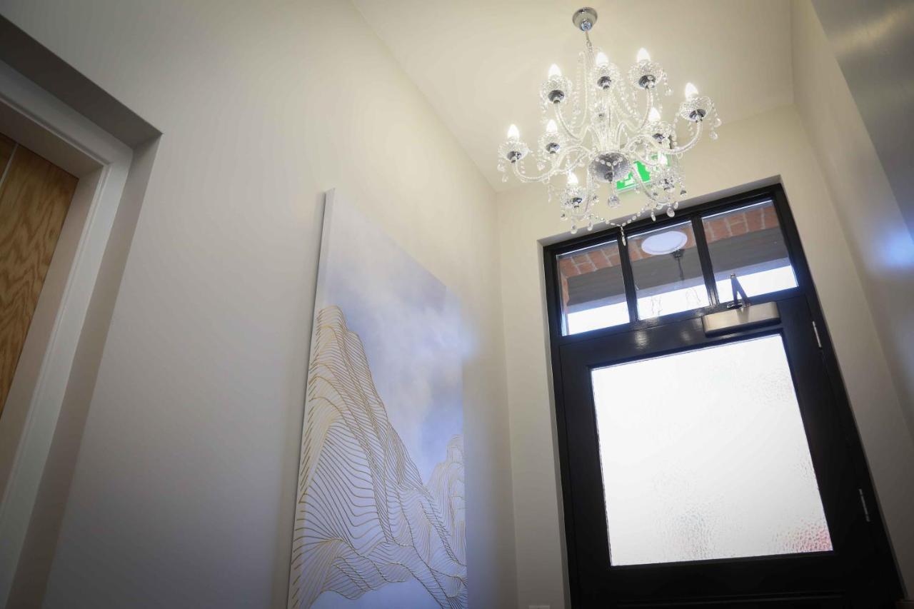 Belfast Serviced Apartments - Eglantine ภายนอก รูปภาพ