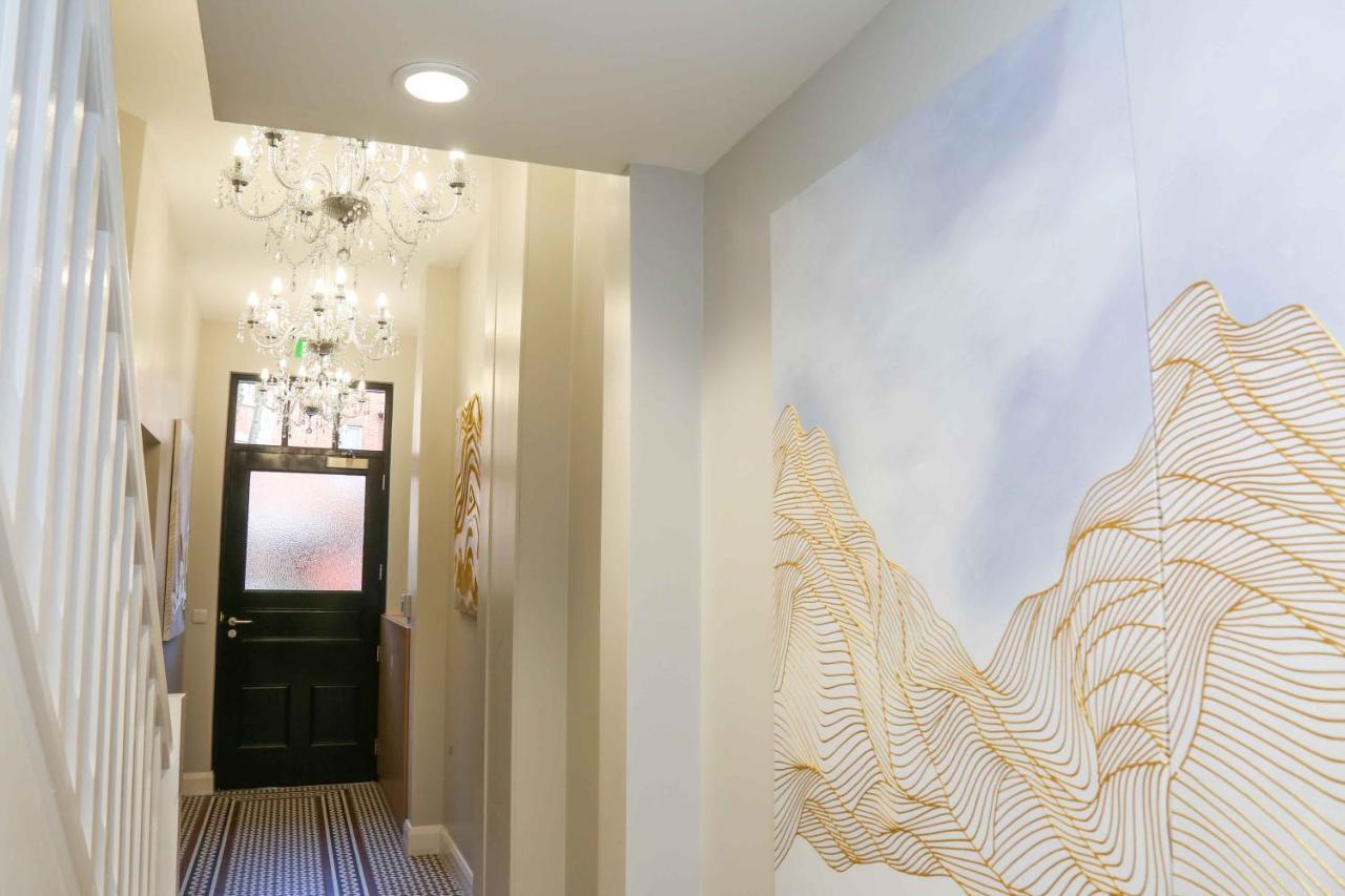 Belfast Serviced Apartments - Eglantine ภายนอก รูปภาพ